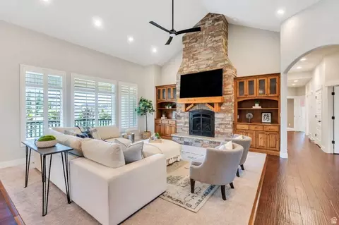 Living - 1355 W 1000 S, Mapleton, UT 84664 photo 1 of 5