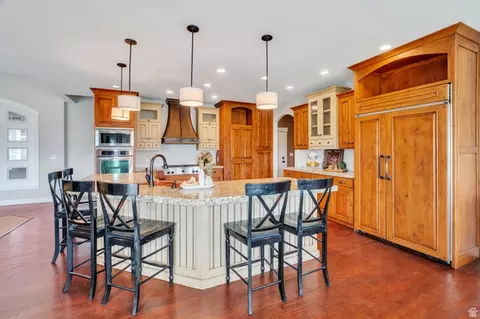 Kitchen - 1355 W 1000 S, Mapleton, UT 84664 photo 7 of 7