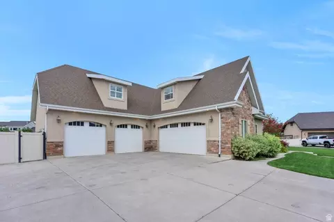 Exterior - 1355 W 1000 S, Mapleton, UT 84664 photo 3 of 9
