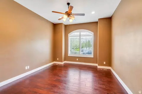 Living - 1355 W 1000 S, Mapleton, UT 84664 photo 3 of 4