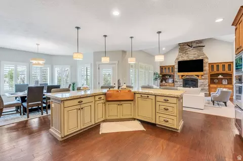 Kitchen - 1355 W 1000 S, Mapleton, UT 84664 photo 1 of 4