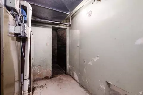 Entry Way - 210 S 100 W, Circleville, UT 84723 photo 1 of 1