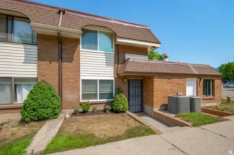 1432 N Lancelot Dr W, Provo, UT 84601