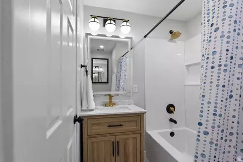 Bath - 2340 E 5950 S, Ogden, UT 84403 photo 1 of 5