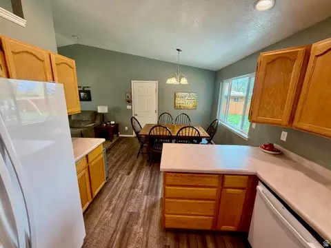 Dining - 559 E 400 S, Preston, ID 83263 photo 2 of 2