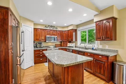 Kitchen - 2764 E 25 S, Layton, UT 84040 photo 1 of 4