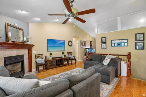 Living - 2764 E 25 S, Layton, UT 84040 photo 4 of 5