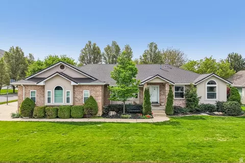 Exterior - 2764 E 25 S, Layton, UT 84040 photo 2 of 10