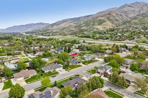 View/Area - 2764 E 25 S, Layton, UT 84040 photo 9 of 12