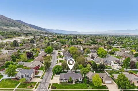 View/Area - 2764 E 25 S, Layton, UT 84040 photo 6 of 12