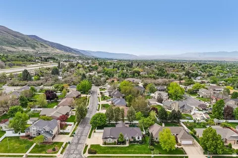 View/Area - 2764 E 25 S, Layton, UT 84040 photo 5 of 12