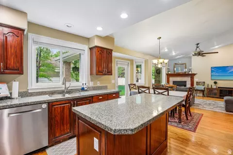 Kitchen - 2764 E 25 S, Layton, UT 84040 photo 3 of 4