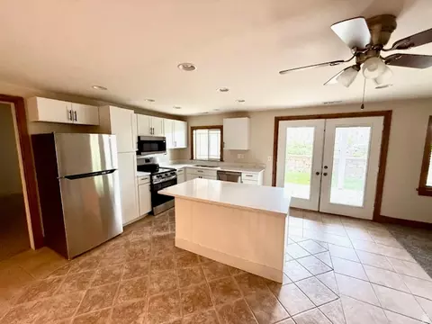 Kitchen - 596 E 4190 N #5, Provo, UT 84604 photo 4 of 6