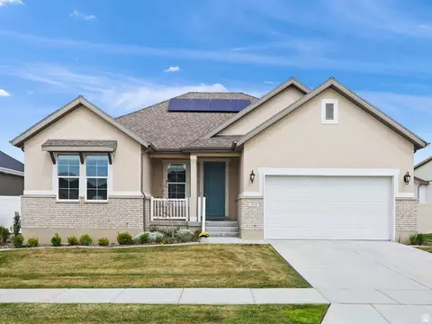 3808 W Hooded Crane Ln, Clinton, UT 84015