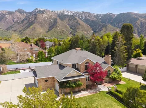 5 Quietwood Ln, Sandy, UT 84092