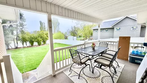 Exterior - 159 E Main St, Hyrum, UT 84319 photo 2 of 7