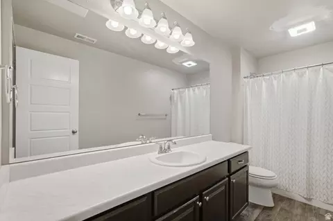 Bath - 534 S 1350 W, Syracuse, UT 84075 photo 3 of 3