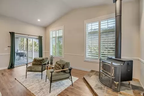 Living - 11789 S Nicklaus Rd, Sandy, UT 84092 photo 3 of 5