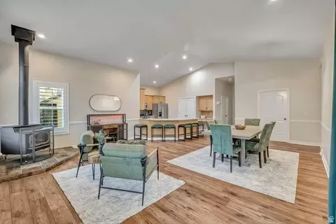 Dining - 11789 S Nicklaus Rd, Sandy, UT 84092 photo 2 of 3