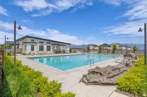Exterior - 7168 N Silver Spring Way E, Eagle Mountain, UT 84005 photo 8 of 9