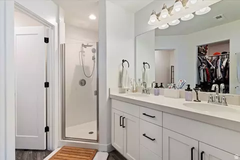 Bath - 7168 N Silver Spring Way E, Eagle Mountain, UT 84005 photo 1 of 3