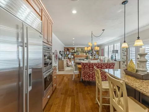 Kitchen - 1074 E Black Forest Dr S, Sandy, UT 84094 photo 3 of 3