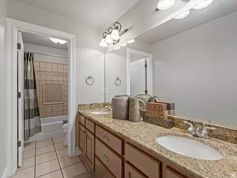 Bath - 1074 E Black Forest Dr S, Sandy, UT 84094 photo 5 of 6