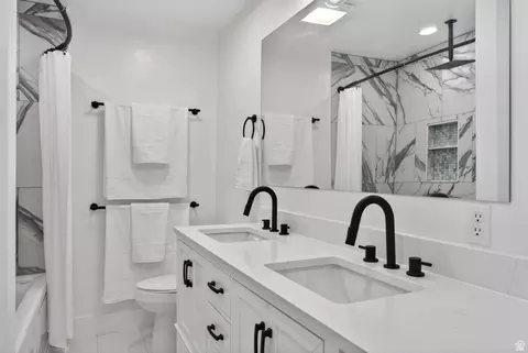 Bath - 627 E Hilo St, Sandy, UT 84070 photo 5 of 5
