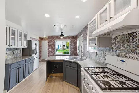 Kitchen - 178 E Freedom Ln S, Ogden, UT 84401 photo 4 of 4