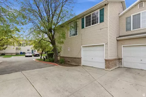 Exterior - 178 E Freedom Ln S, Ogden, UT 84401 photo 4 of 4