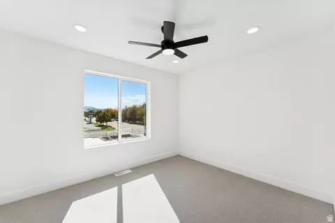 Bedroom - 252 N Main St, Bountiful, UT 84010 photo 4 of 8