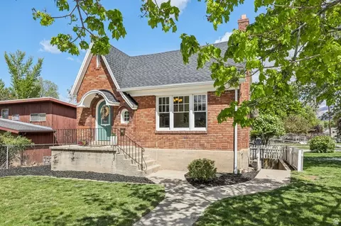 Exterior - 195 E 100 N, Bountiful, UT 84010 photo 5 of 8