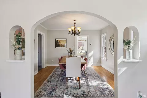 Dining - 195 E 100 N, Bountiful, UT 84010 photo 1 of 4