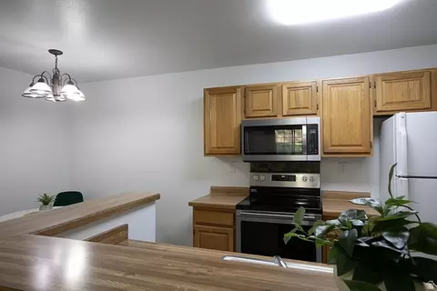 Kitchen - 650 S Main #6103, Bountiful, UT 84010 photo 1 of 3