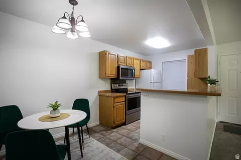 Dining - 650 S Main #6103, Bountiful, UT 84010 photo 2 of 3