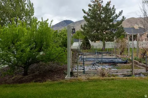 Exterior - 875 E 1300 N, Mapleton, UT 84664 photo 13 of 19
