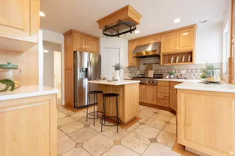 Kitchen - 875 E 1300 N, Mapleton, UT 84664 photo 1 of 5