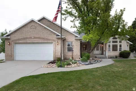 Exterior - 875 E 1300 N, Mapleton, UT 84664 photo 17 of 19