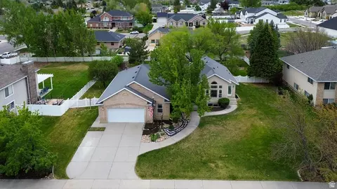 View/Area - 875 E 1300 N, Mapleton, UT 84664 photo 1 of 2
