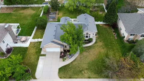 View/Area - 875 E 1300 N, Mapleton, UT 84664 photo 2 of 2