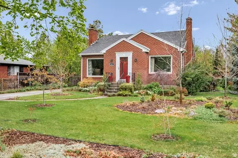 445 E 500 S, River Heights, UT 84321