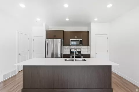 Kitchen - 376 S 1580 E, Hyrum, UT 84319 photo 1 of 3