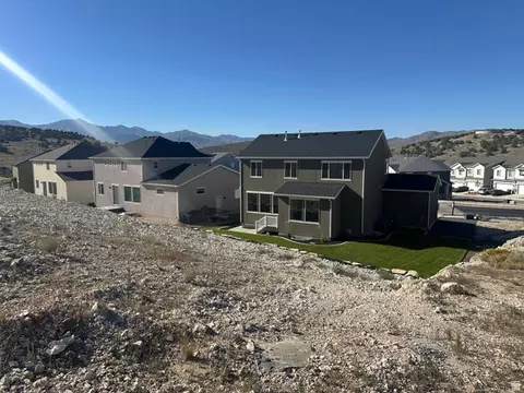 Exterior - 3012 E Serdar Ln #C18, Eagle Mountain, UT 84005 photo 3 of 4