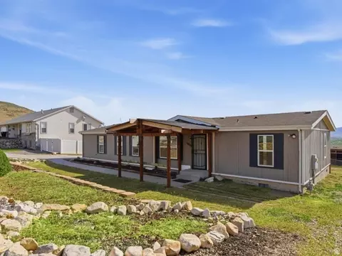11000 N Wallace Ln, Tremonton, UT 84337