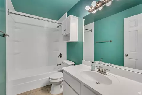 Bath - 265 E 8880 S #12, Sandy, UT 84070 photo 1 of 1