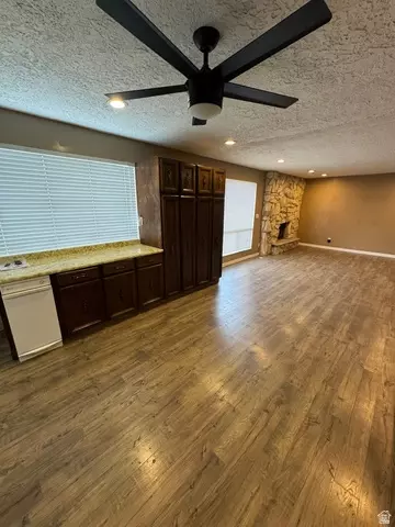 Living - 748 E Silver Sage Dr, Sandy, UT 84094 photo 2 of 2