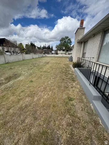 Exterior - 748 E Silver Sage Dr, Sandy, UT 84094 photo 2 of 4