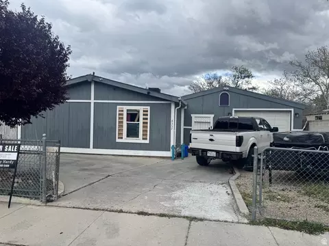 8557 S 3830 W, West Jordan, UT 84088