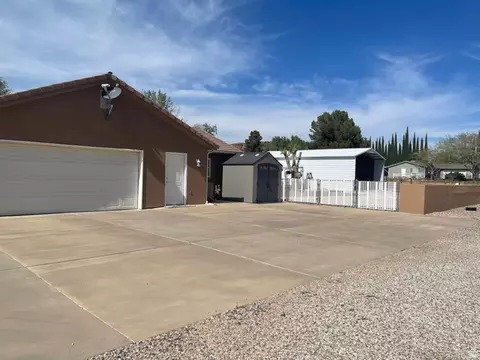 Exterior - 95 E Mulberry Ln, Leeds, UT 84746 photo 4 of 5