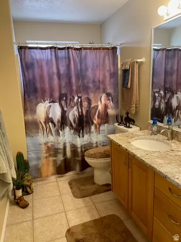Bath - 95 E Mulberry Ln, Leeds, UT 84746 photo 2 of 2